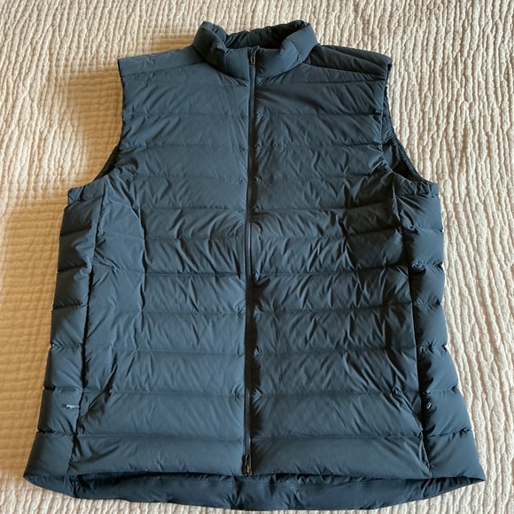 Lululemon Navigation Down Vest (Large, Iron Blue) - Picture 2 of 5